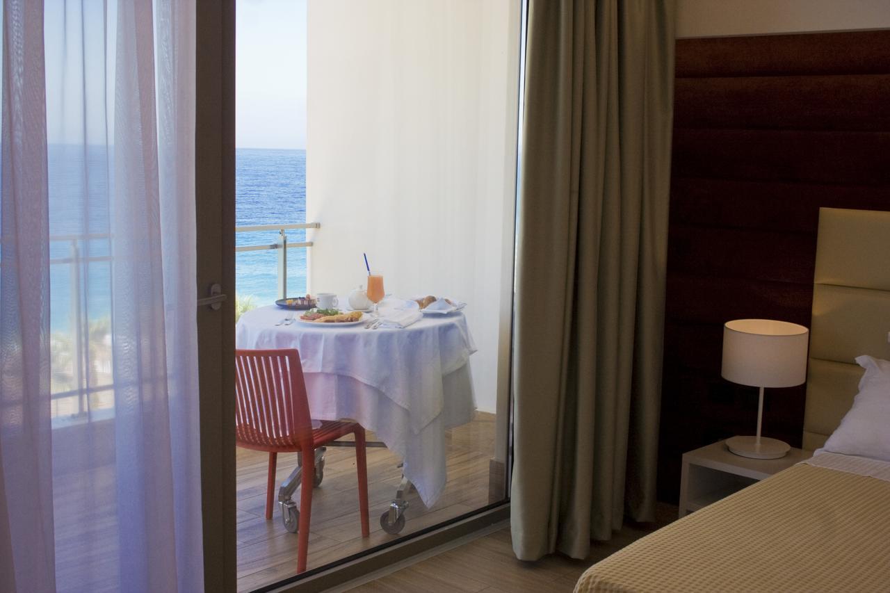 Hotel Morina Palace Dhermi Bagian luar foto