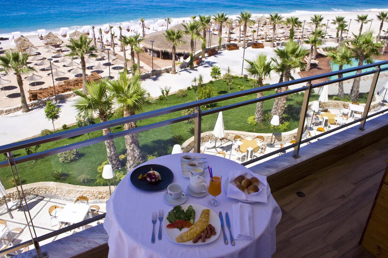 Hotel Morina Palace Dhermi Bagian luar foto