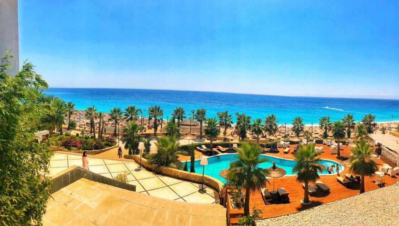 Hotel Morina Palace Dhermi Bagian luar foto